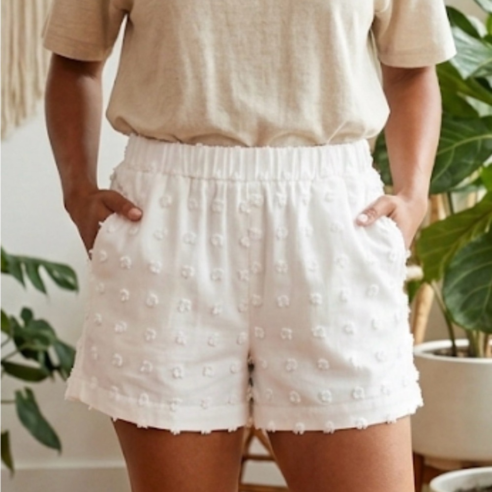CiciBird White Swiss Dot Textured Boho Shorts - Size Medium